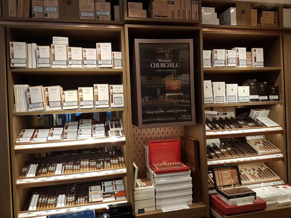 Davidoff of Geneva since 1911, Schwanenplatz in Luzern