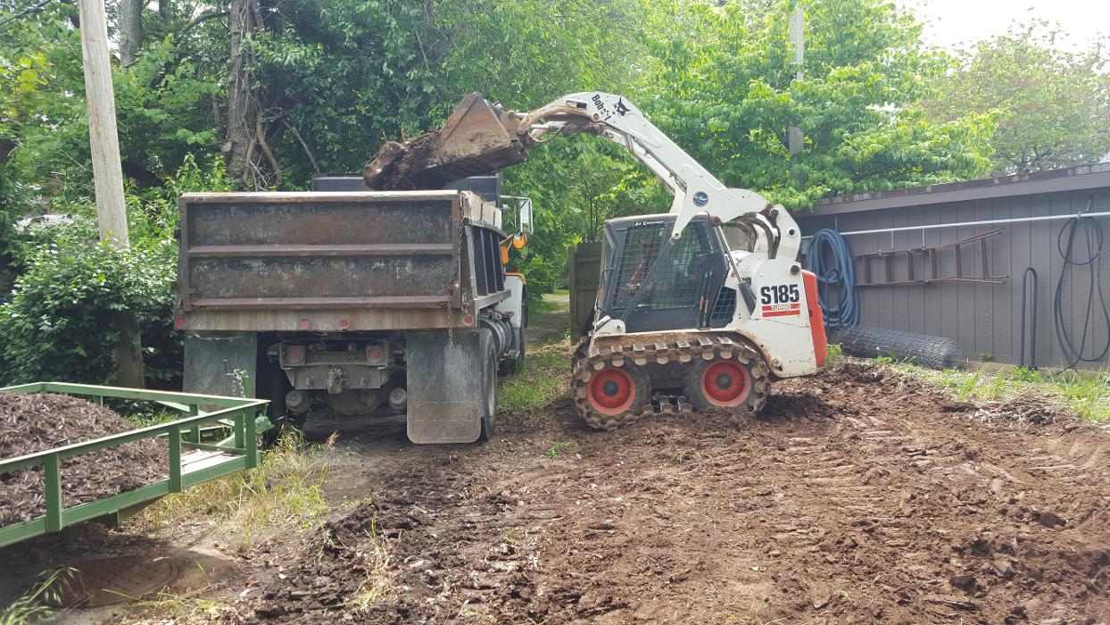 Kevins Backhoe Service Image