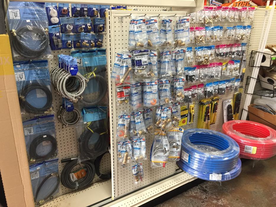 Hampton Lawn & Garden Image