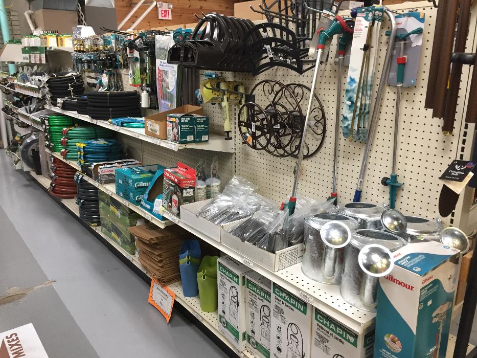 Hampton Lawn & Garden Image