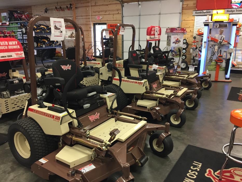 Hampton Lawn & Garden Image