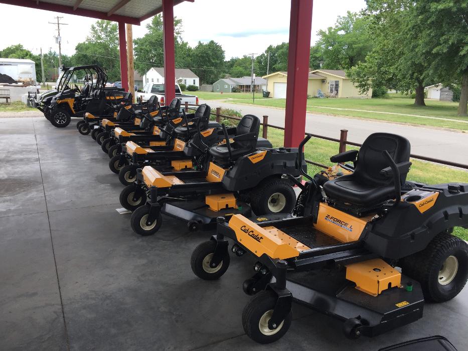 Hampton Lawn & Garden Image