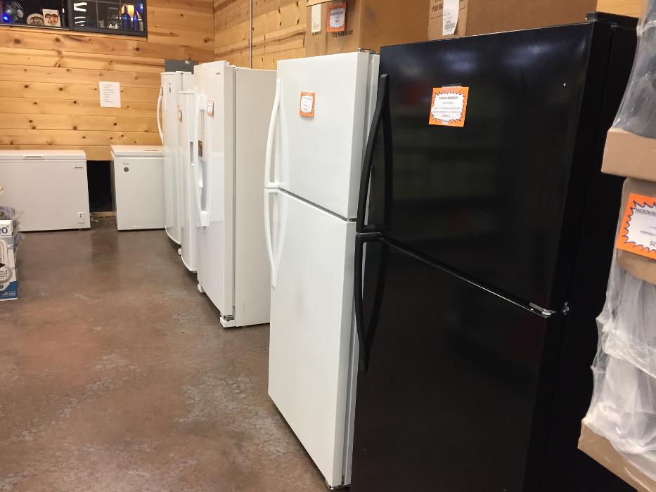 Hampton Lawn & Garden Image