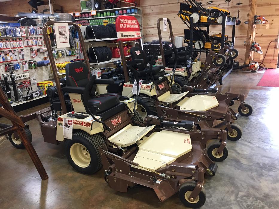 Hampton Lawn & Garden Image