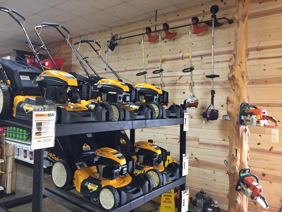 Hampton Lawn & Garden Image