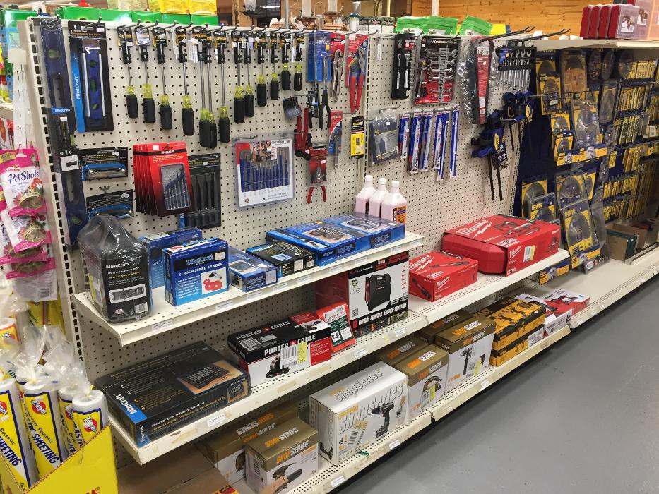 Hampton Lawn & Garden Image