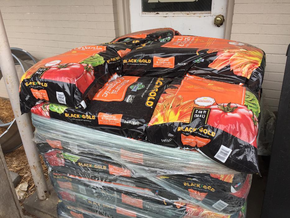 Hampton Lawn & Garden Image