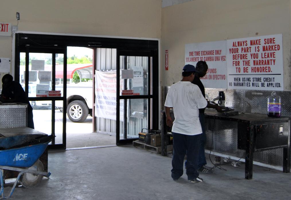 Houston Auto Recyclers Image