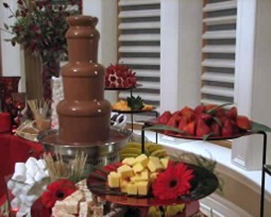 White Linen Catering and Rental Service LLC Image