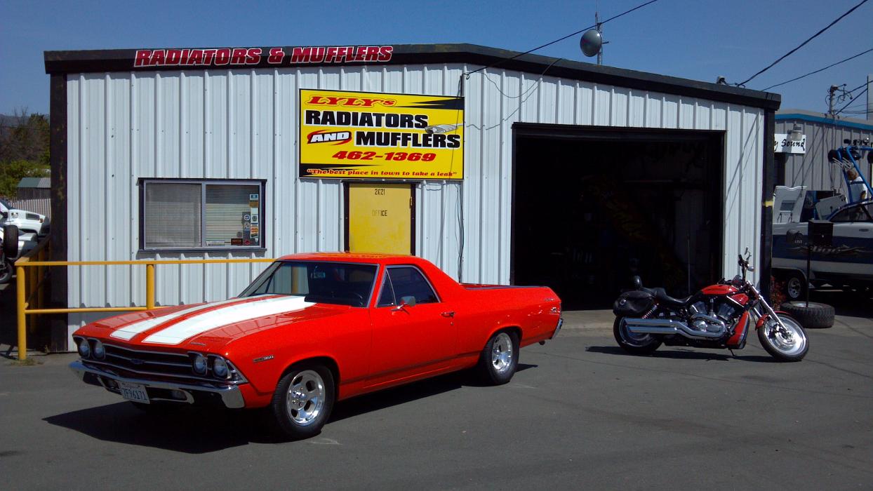 Lyly's Radiators Mufflers and Electric Logo