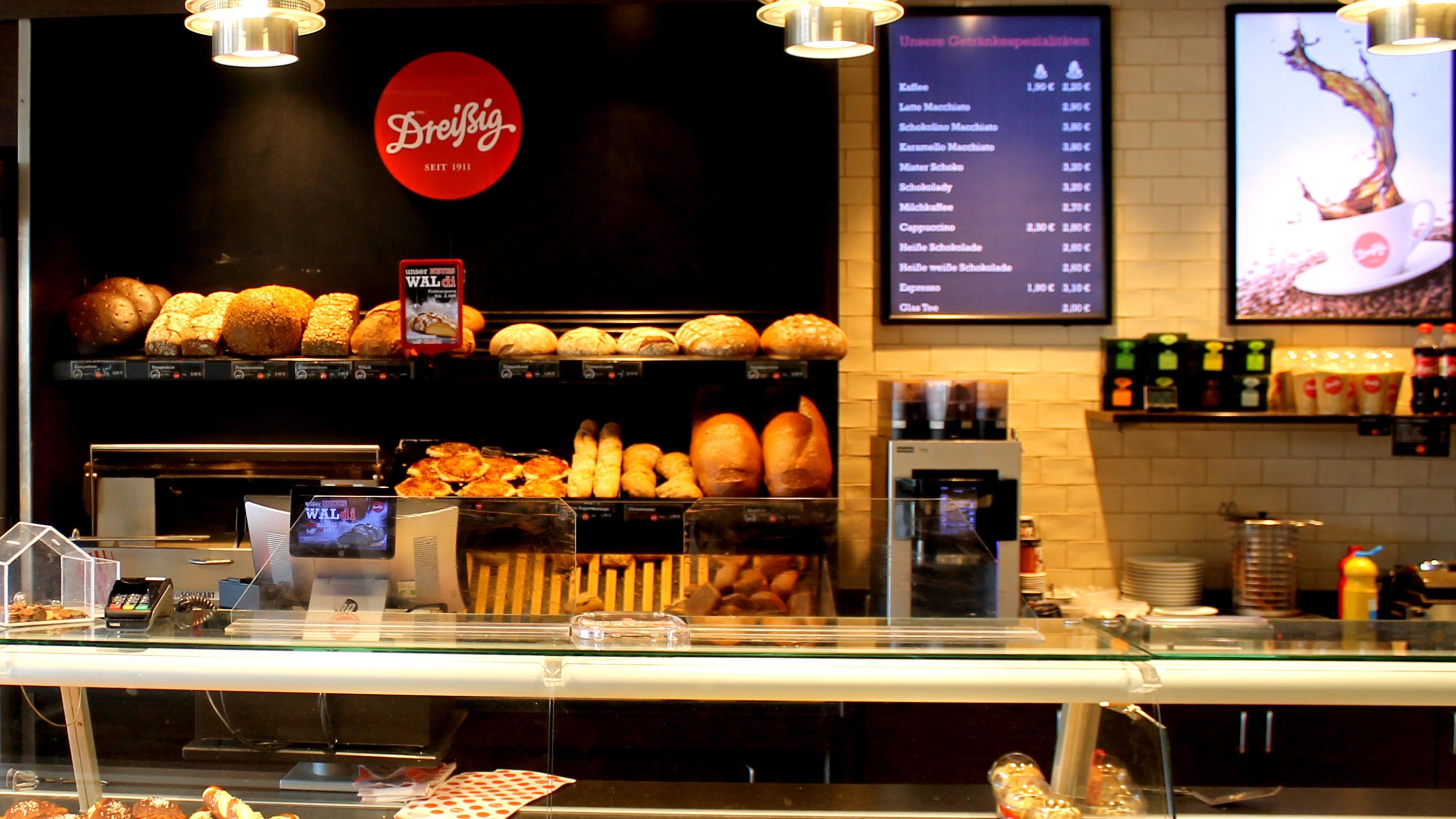 Bäckerei Dreißig, Hansaplatz in Frankfurt (Oder)