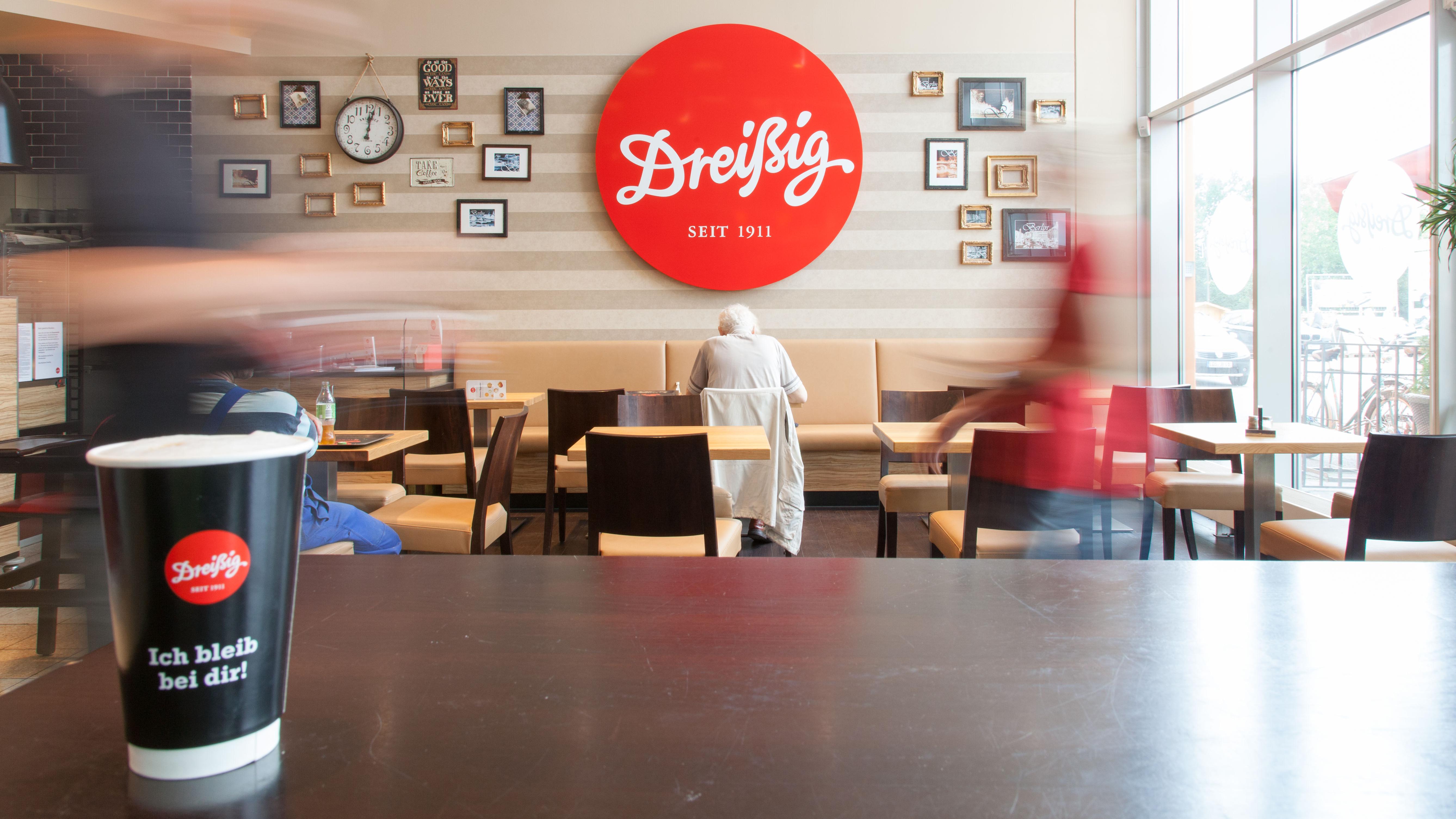 Bäckerei Dreißig, Adlergestell in Berlin