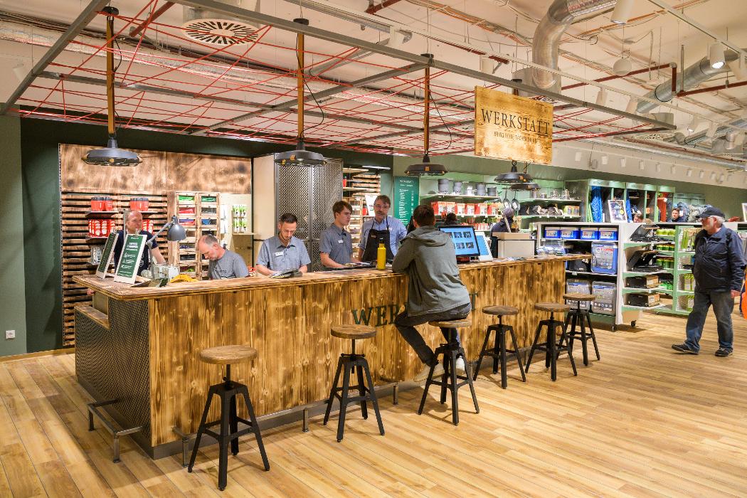 Globetrotter Hannover, Ernst-August-Platz in Hannover