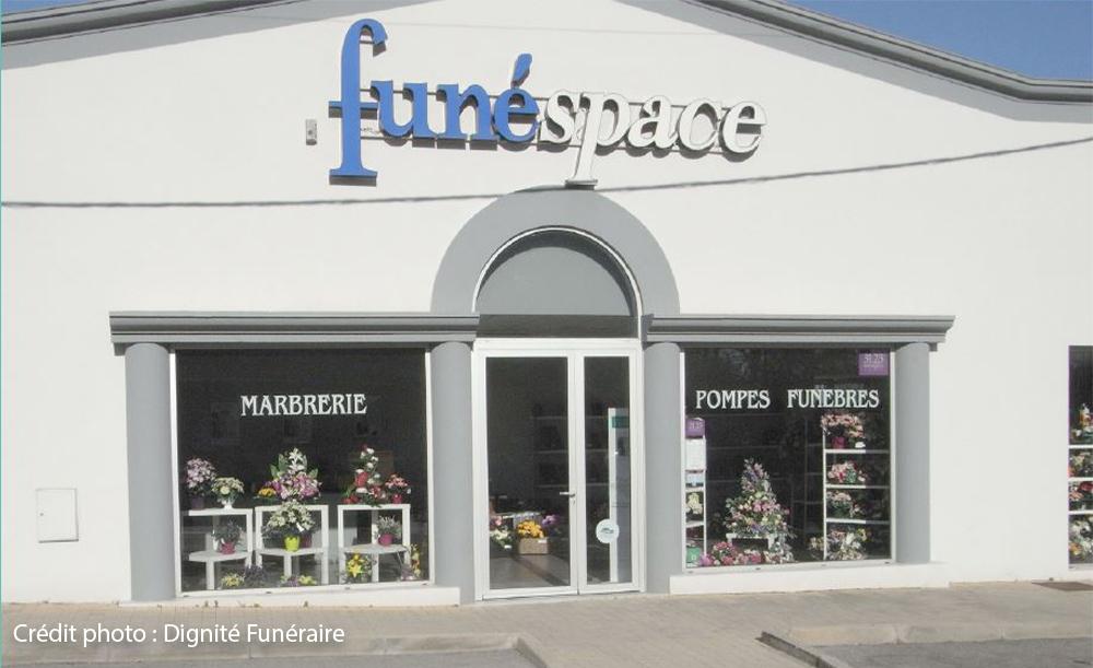 Foto 1 di Funespace