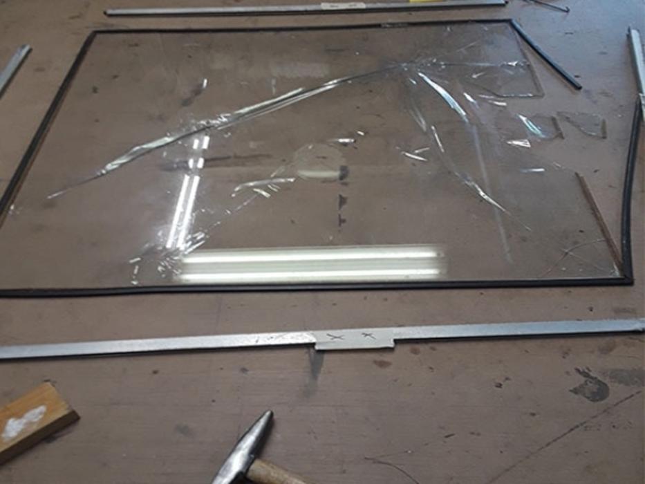Submarine Screen and Window Repair - Hatfield, MA