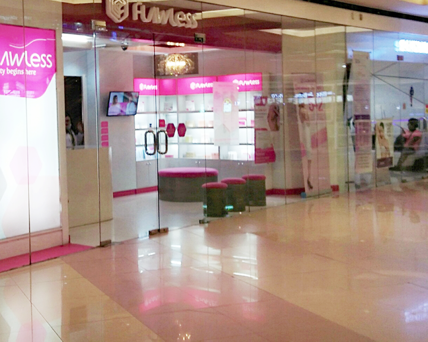 Foto de Flawless Face and Body Clinic - SM North Edsa Annex Foto de Flawless Face and Body Clinic - SM North Edsa Annex