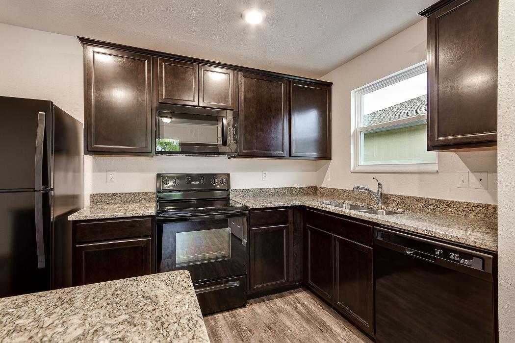 CLOSED - LGI Homes - Lakes at Woodlawn - Macclenny, FL