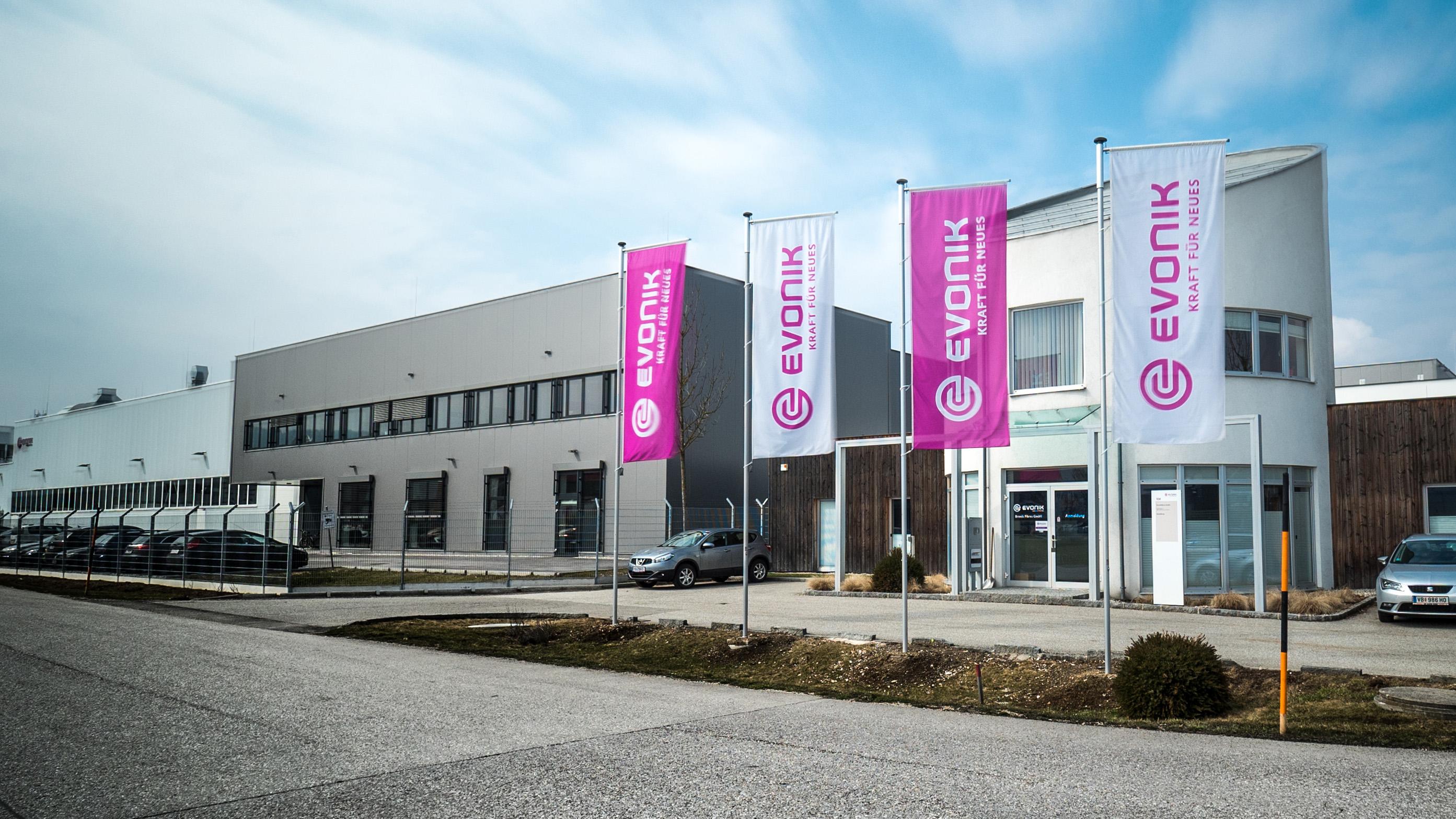 Evonik Fibres GmbH, Gewerbepark in Schörfling
