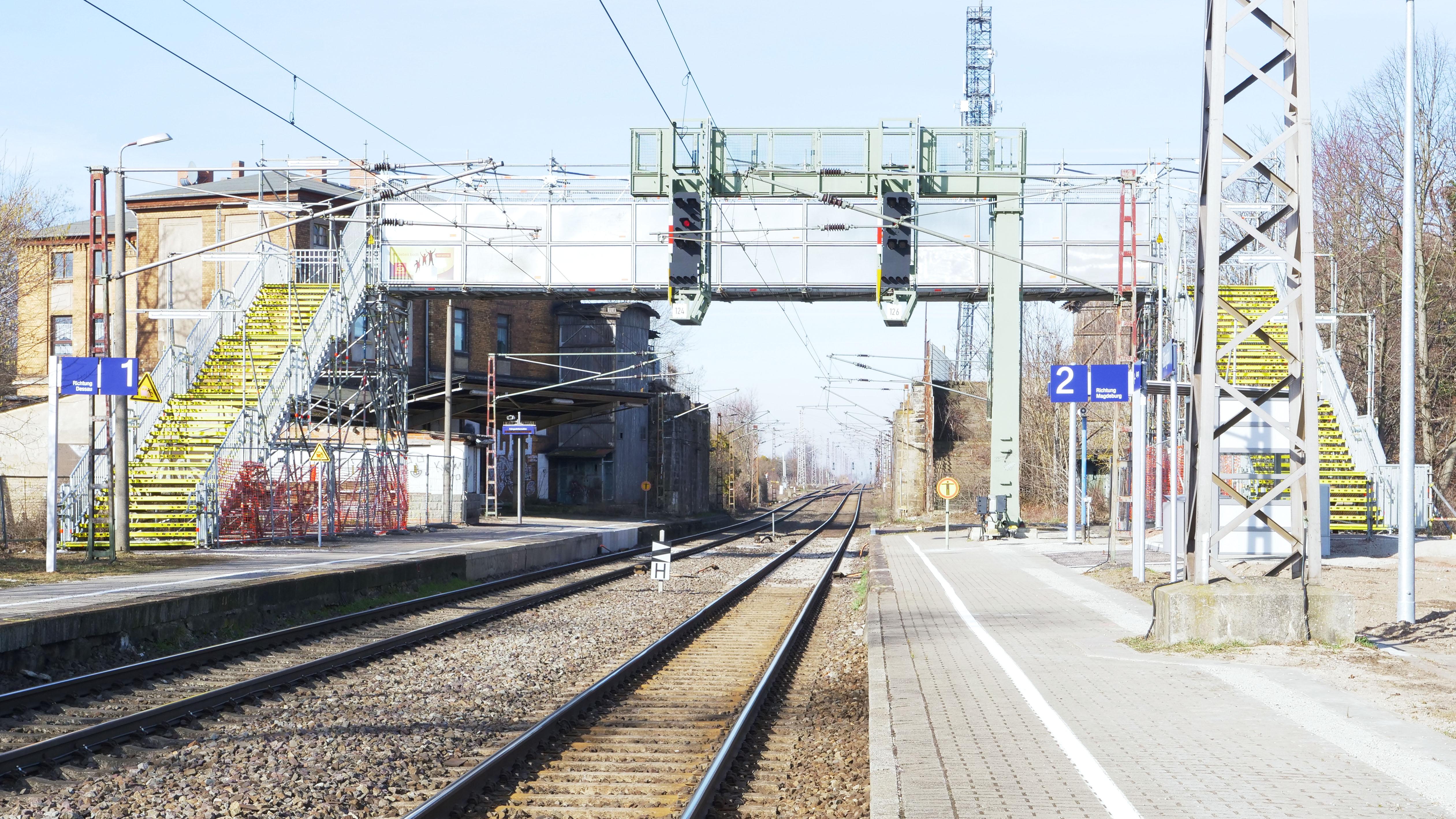 GEMEINHARDT GERÜSTBAU SERVICE GMBH, Dr.-Gemeinhardt-Straße in Roßwein