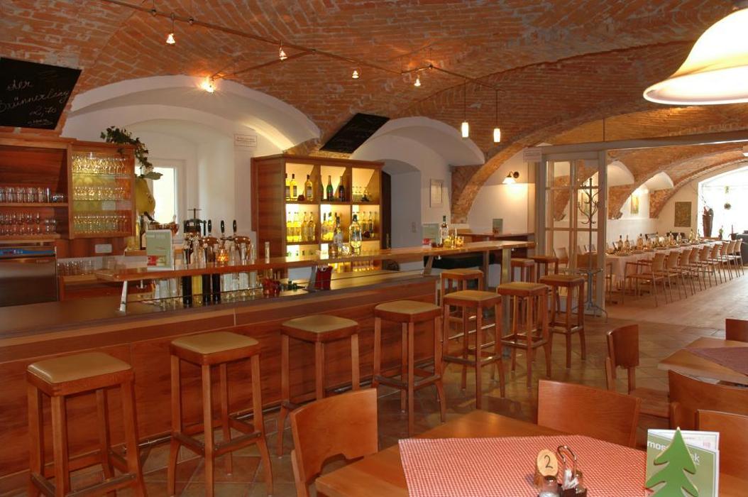MOSTOTHEK - Gerlinde & Karl PENETSDORFER, Moarstraße in Oberndorf bei Schwanenstadt