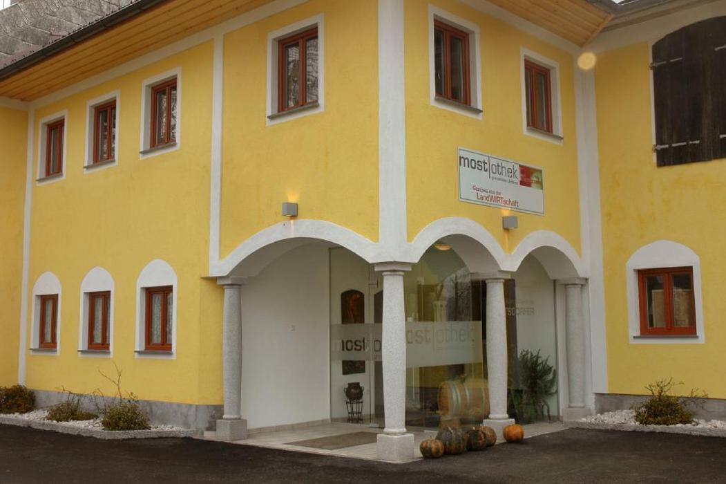 MOSTOTHEK - Gerlinde & Karl PENETSDORFER, Moarstraße in Oberndorf bei Schwanenstadt