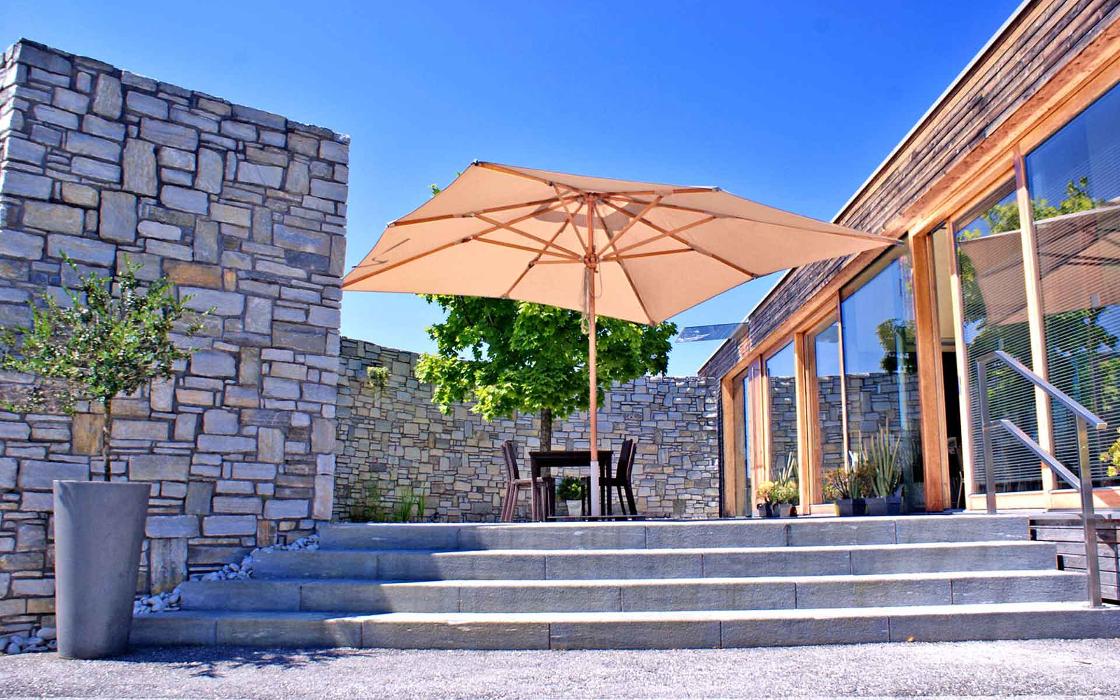 Steinmetzmeisterbetrieb Meilenstein - Ing Claus Wetzlmair, Linzer Straße in Marchtrenk