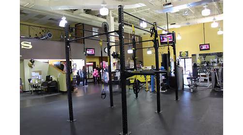 Image 10 | Gold's Gym