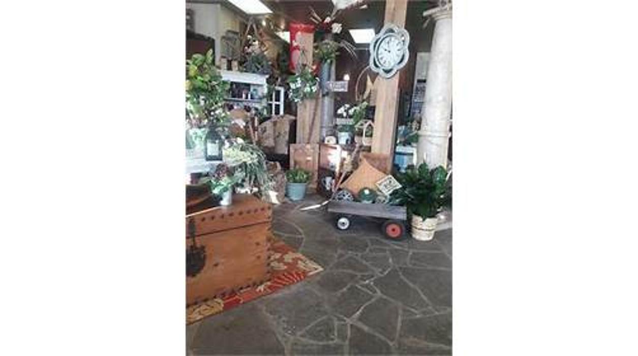 Michael's Flowers - Woodbridge, VA