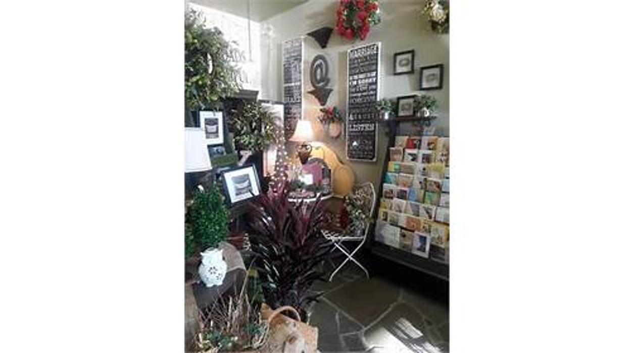 Michael's Flowers - Woodbridge, VA
