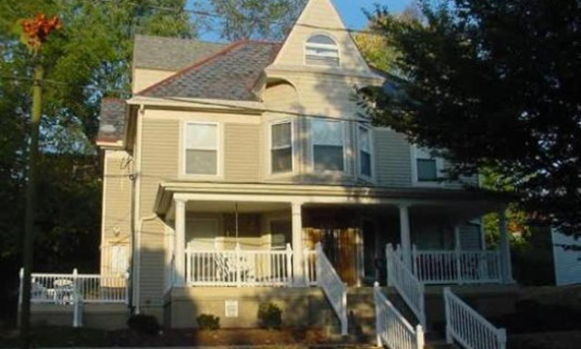 University Off-Campus Housing - Athens, OH