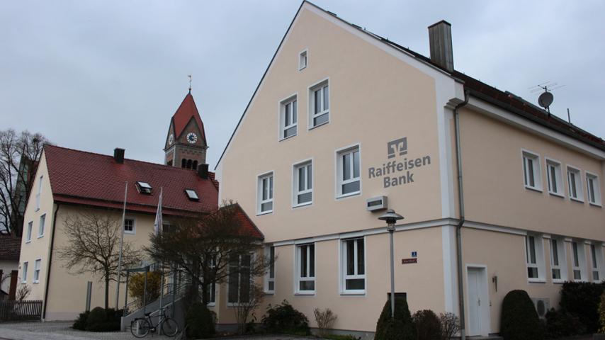 Raiffeisenbank im Donautal eG, Geschäftsstelle Weichering, Raiffeisenstraße in Weichering