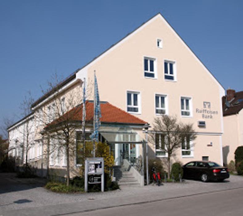 Raiffeisenbank im Donautal eG, Geschäftsstelle Weichering, Raiffeisenstraße in Weichering
