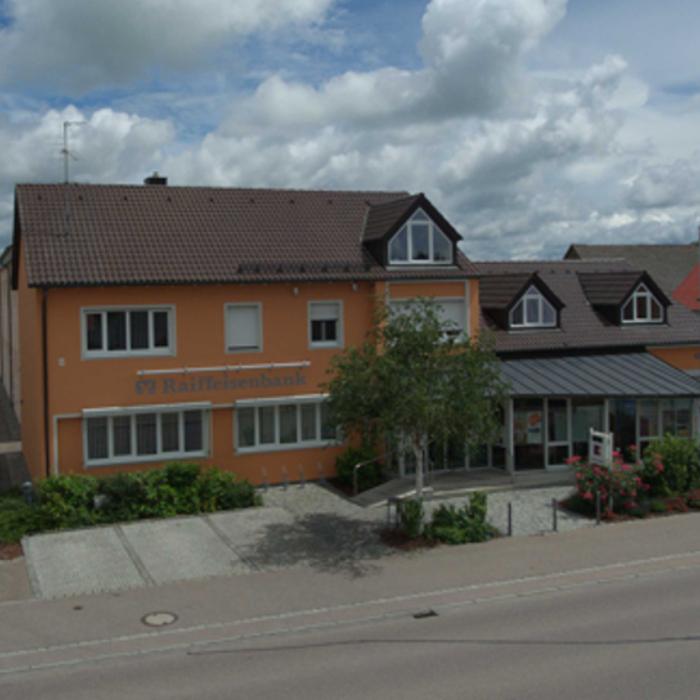 Raiffeisenbank im Donautal eG, Hauptgeschäftsstelle Karlshuld, Hauptstraße in Karlshuld