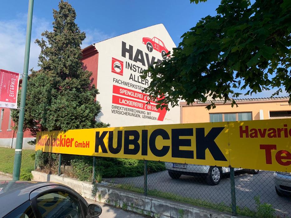 Kubicek Autolackier GmbH, Badener Straße in Pfaffstätten