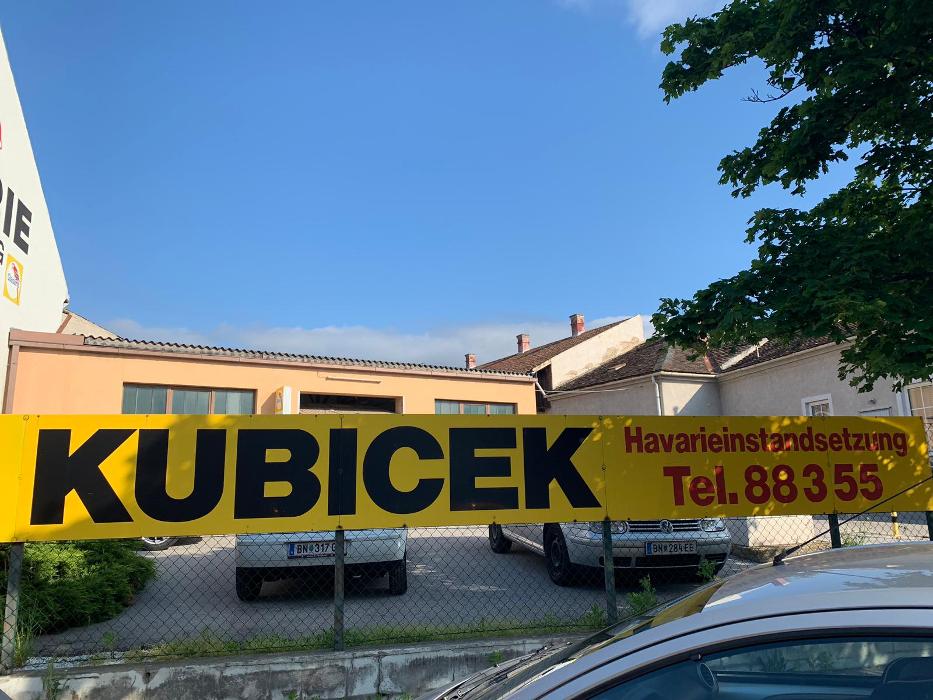 Kubicek Autolackier GmbH, Badener Straße in Pfaffstätten