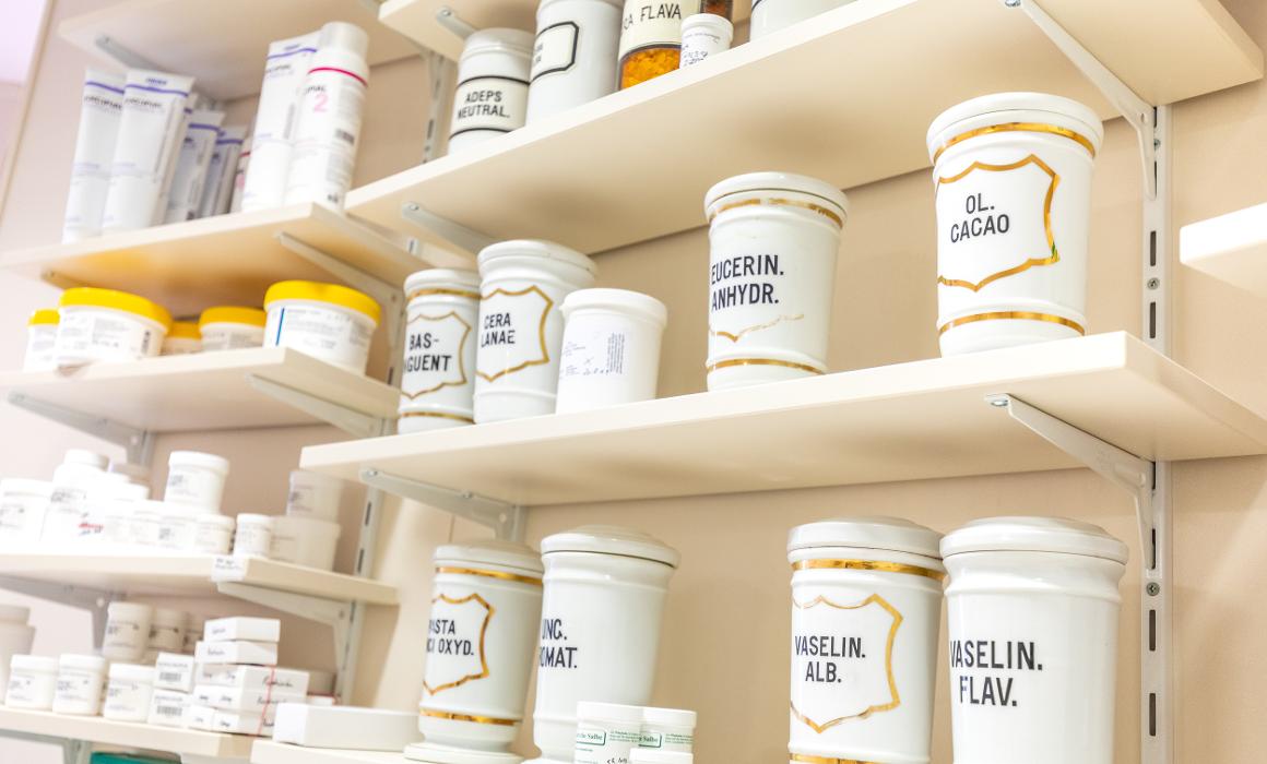 Stadtapotheke Hainburg, Hauptplatz in Hainburg an der Donau