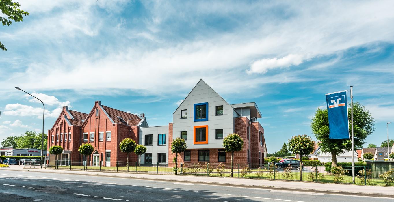 Raiffeisenbank Wesermarsch-Süd eG - Kompetenzzentrum Brake, Weserstraße in Brake (Unterweser)