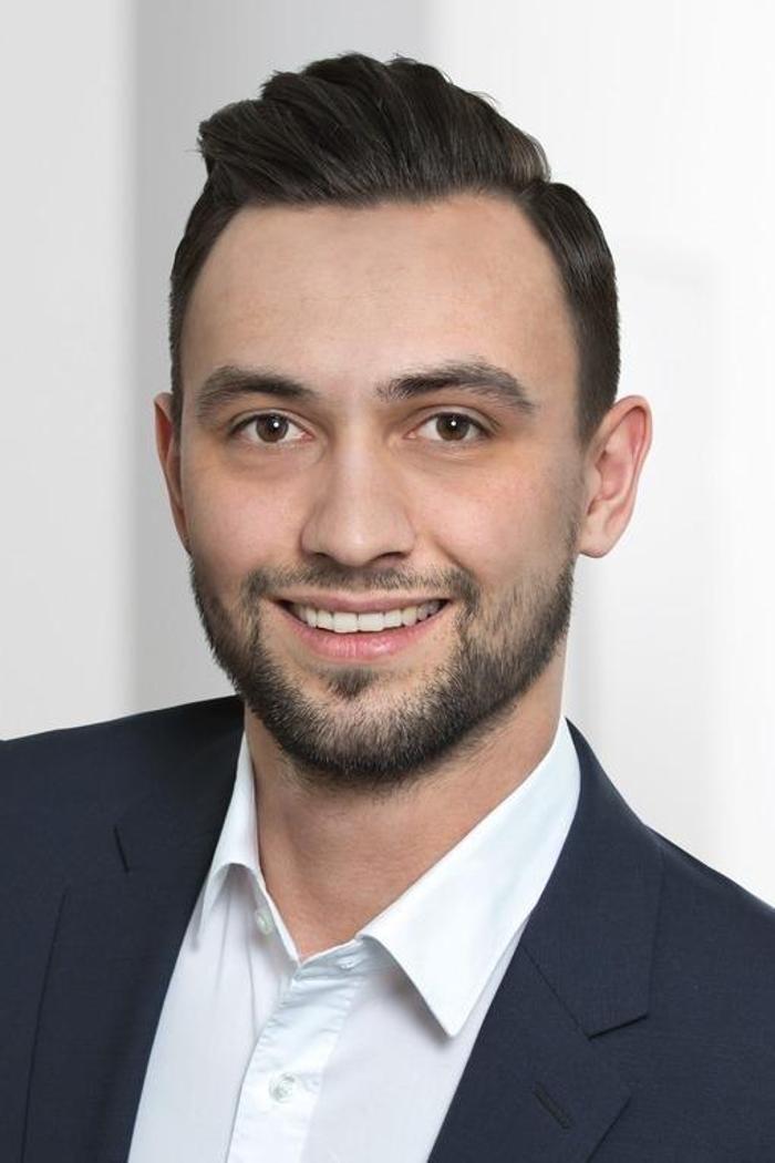 ERGO Versicherung Dominik Noé, Marktstraße in Adelsheim