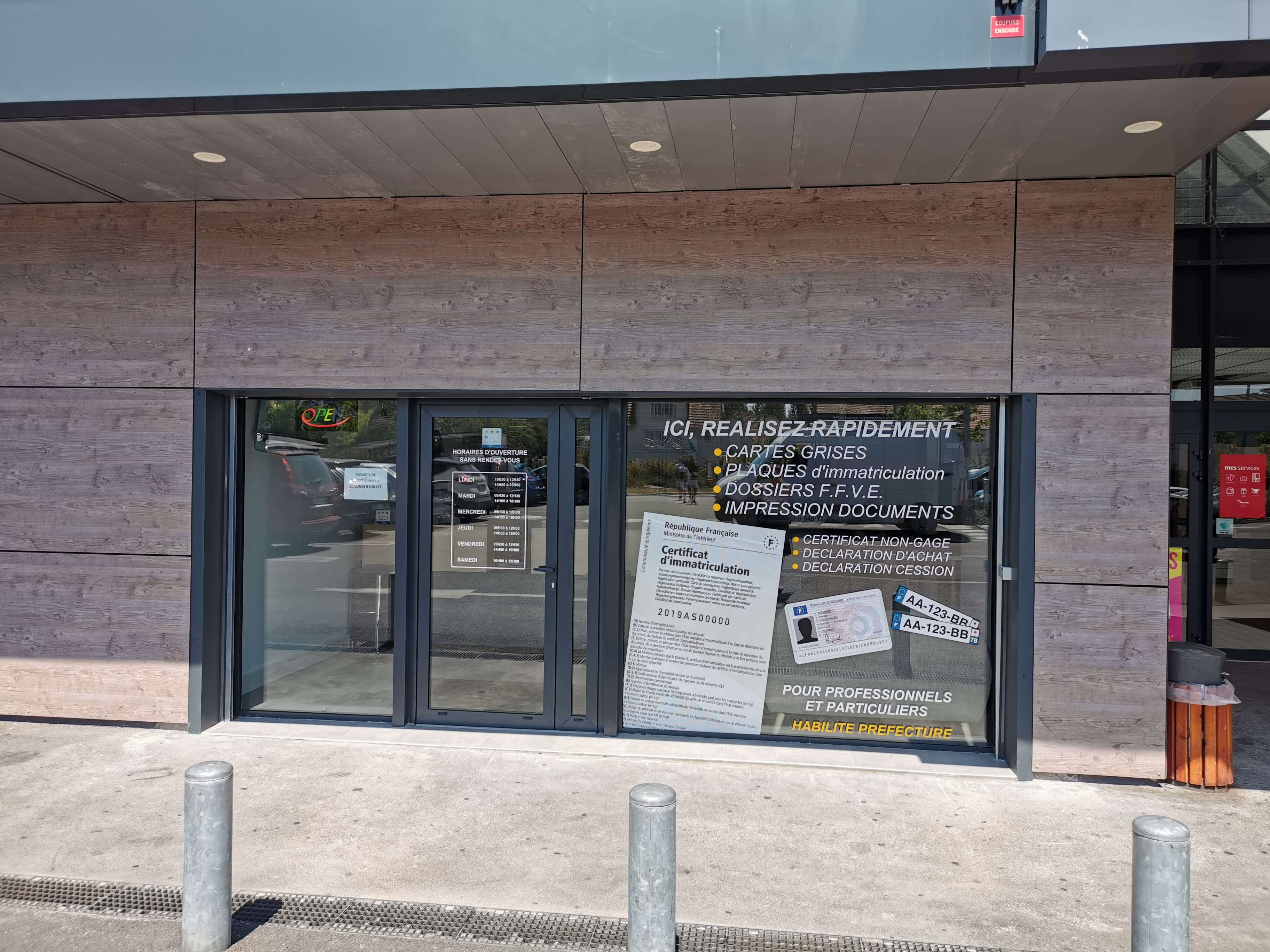 CENTRE CARTES GRISES - L'ATELIER DE CARROSSERIE à Verneuil ...