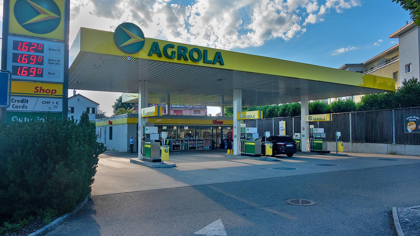AGROLA Tankstelle & LAVEBA Shop Arbon, Sankt Gallerstrasse in Arbon
