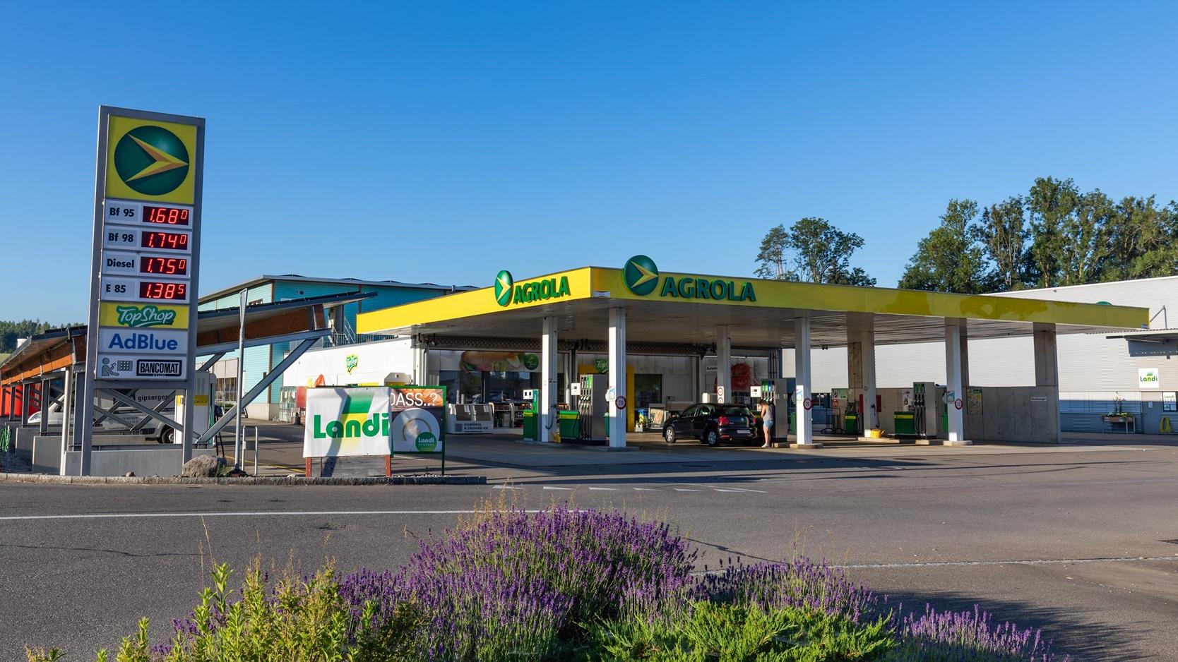 AGROLA TopShop & carwash, Sankt Gallerstrasse in Matzingen