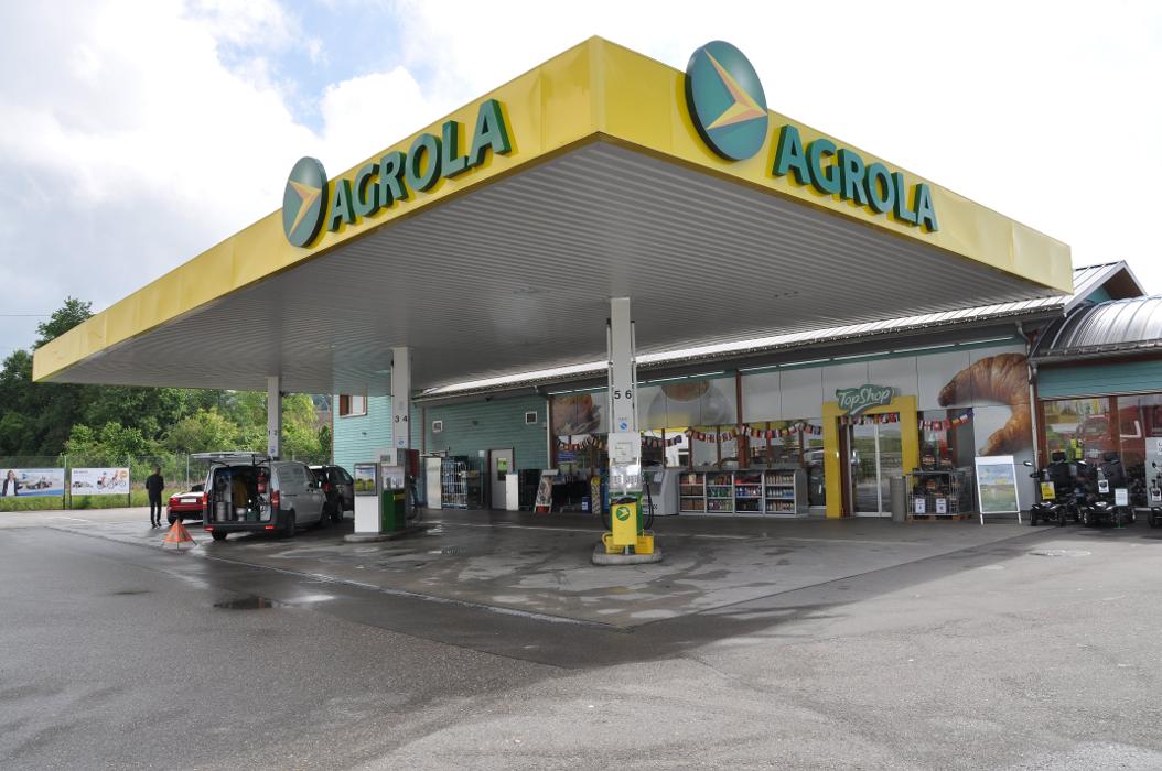 AGROLA TopShop & CarWash, Kempttalstrasse in Pfäffikon