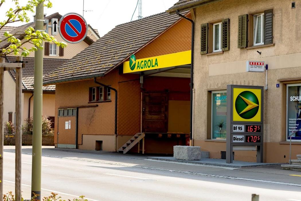 AGROLA, Stationsstrasse in Seuzach