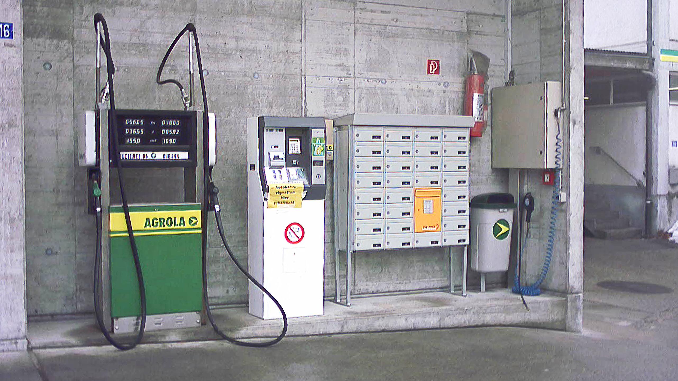 AGROLA, Oberbalmstrasse in Oberbalm