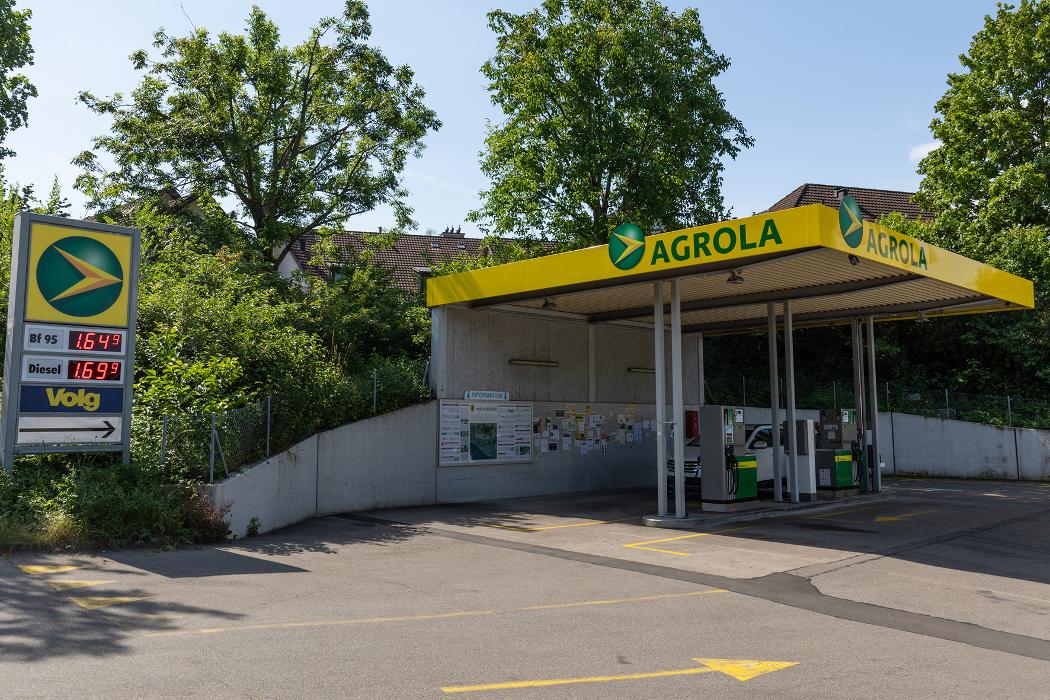 AGROLA, Allenbergstrasse in Männedorf
