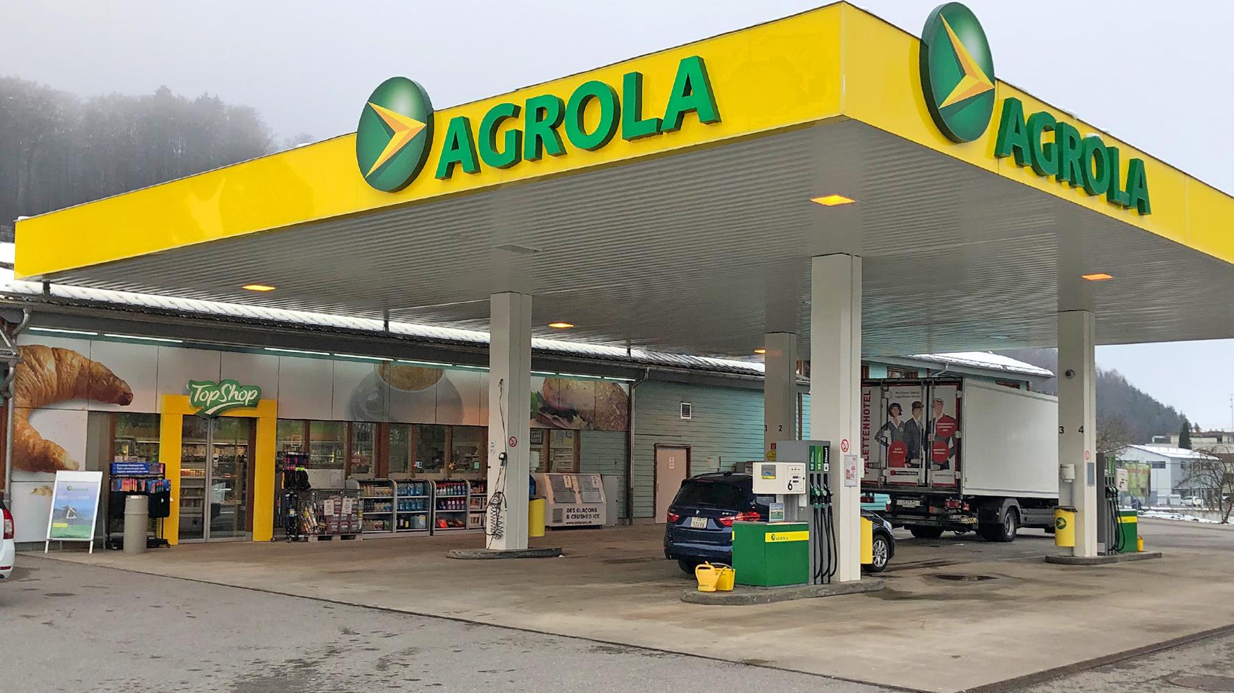 AGROLA TopShop & CarWash, Route de Chésalles in Marly