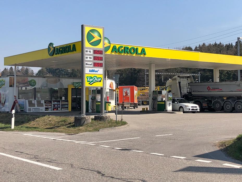 AGROLA TopShop, Kirchbergstrasse in Hindelbank