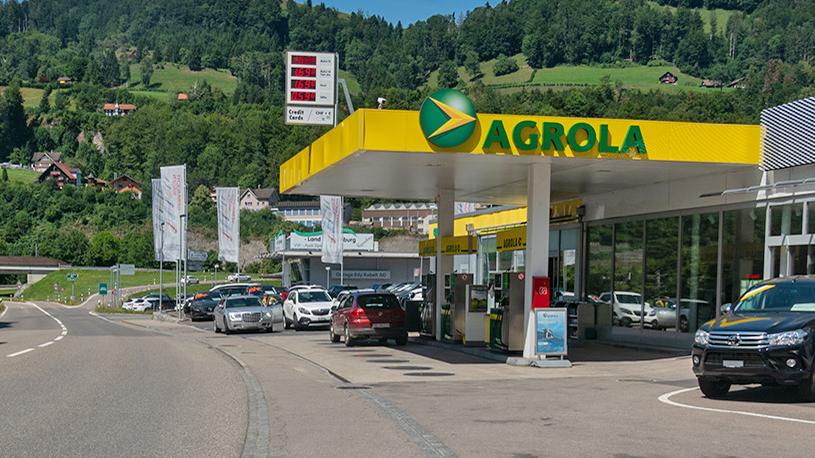 AGROLA Tankstelle & LAVEBA Shop Wattwil, Wilerstrasse in Wattwil