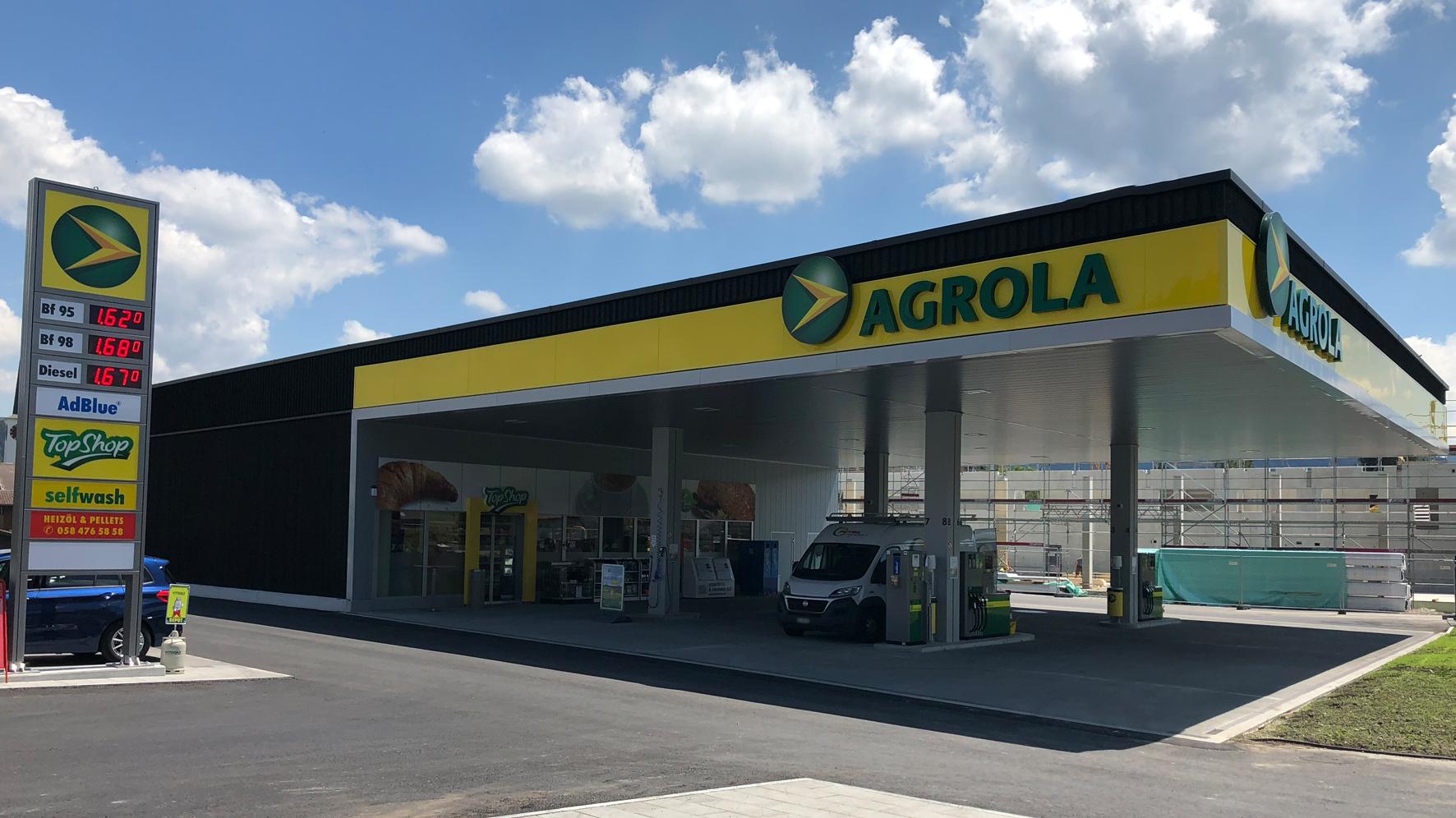 AGROLA TopShop & carwash, Bernstrasse in Konolfingen