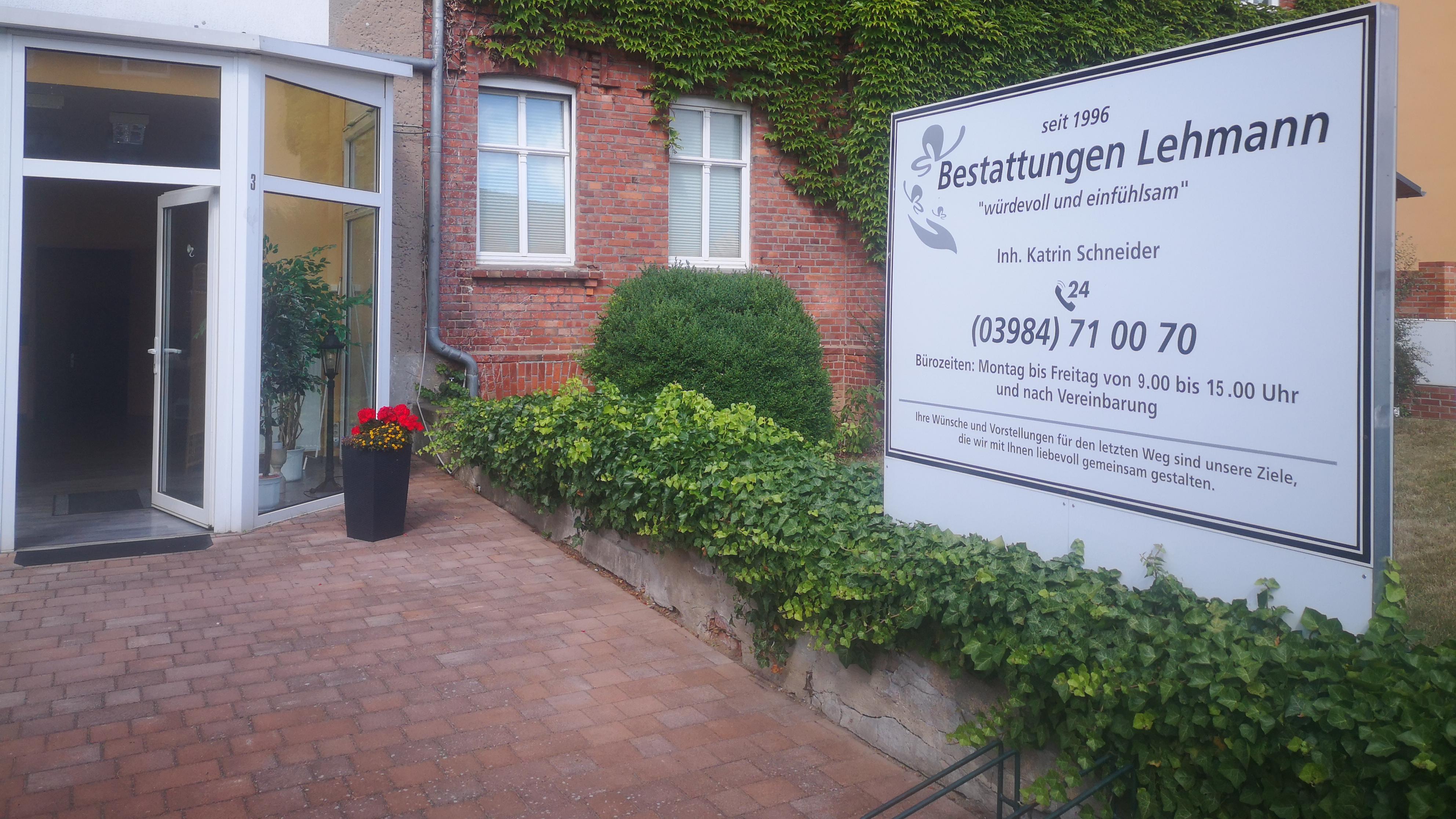 Bestattungen Lehmann - Bestattungen in Prenzlau und Woldegk, Friedhofstraße in Prenzlau